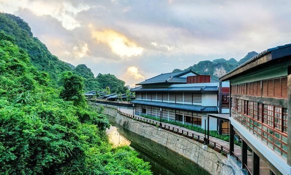 video SUN ONSEN VILLAGE